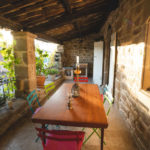 Maison-hotes-sequoia-ardeche-grande-terrasse-diner